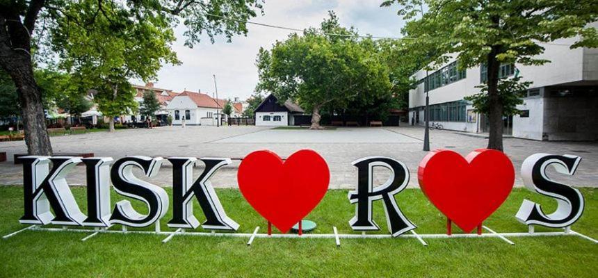 Csengo Vendeghaz Ξενοδοχείο Kiskoros Εξωτερικό φωτογραφία
